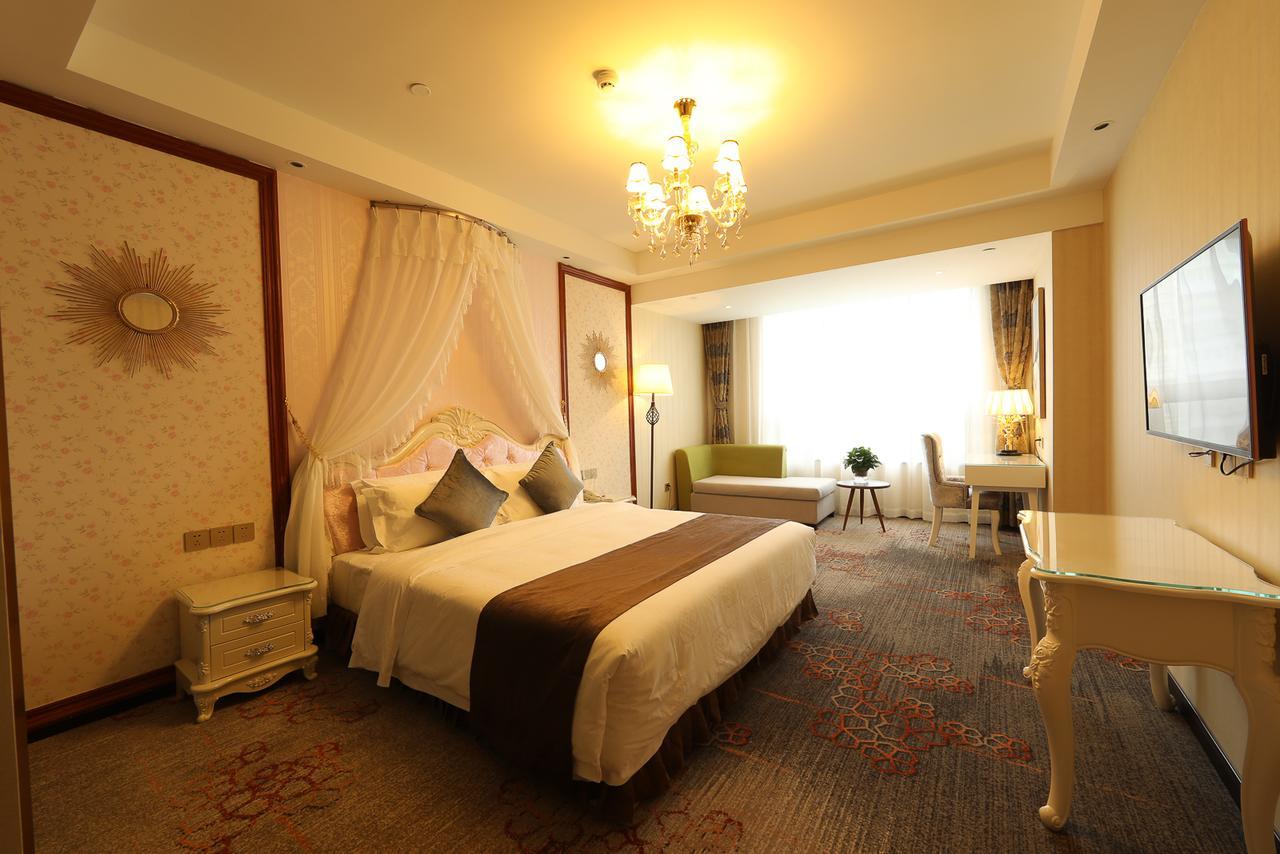 Zhi Hui Tang Feng Ze Hotel Chengdu Exteriör bild