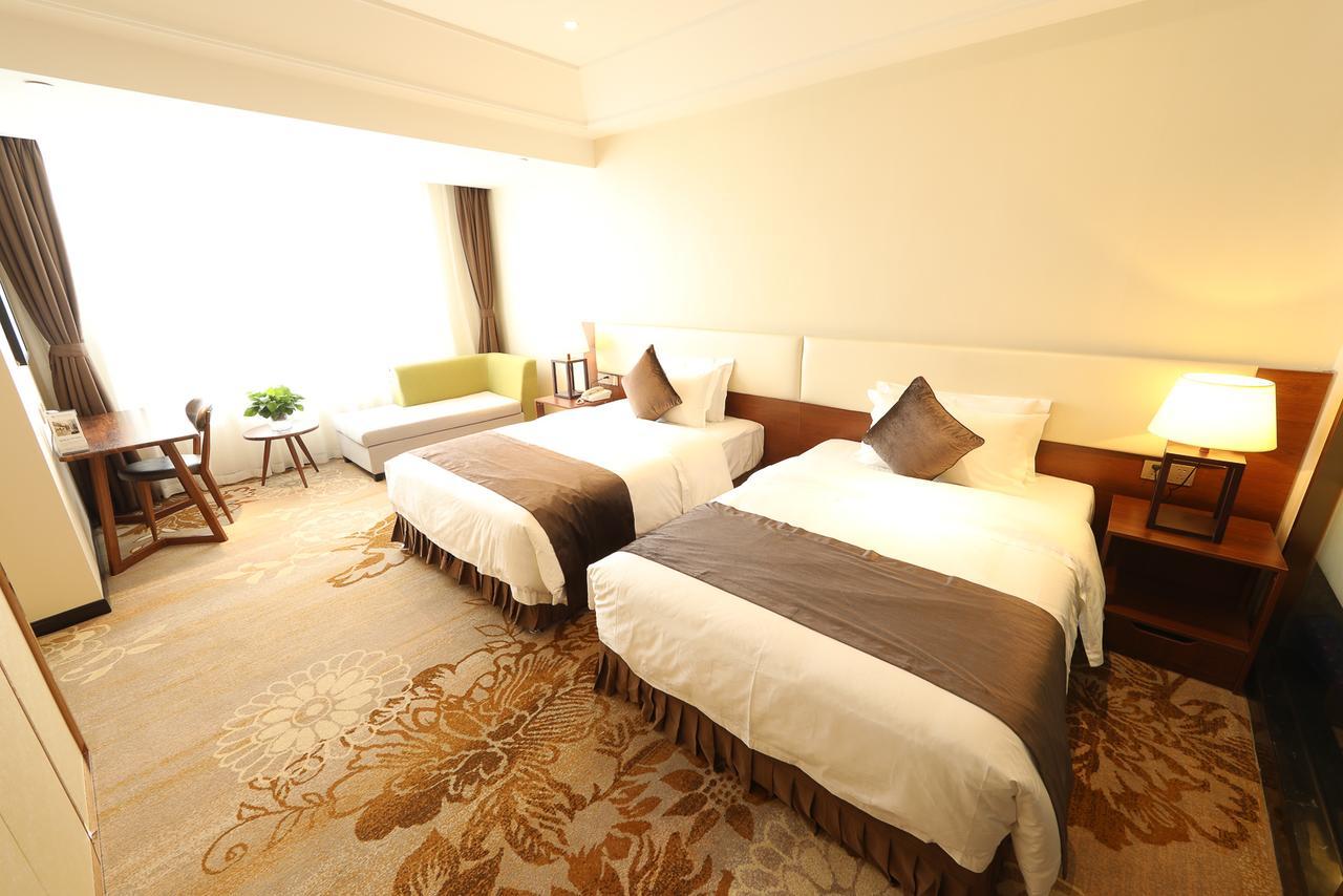 Zhi Hui Tang Feng Ze Hotel Chengdu Exteriör bild
