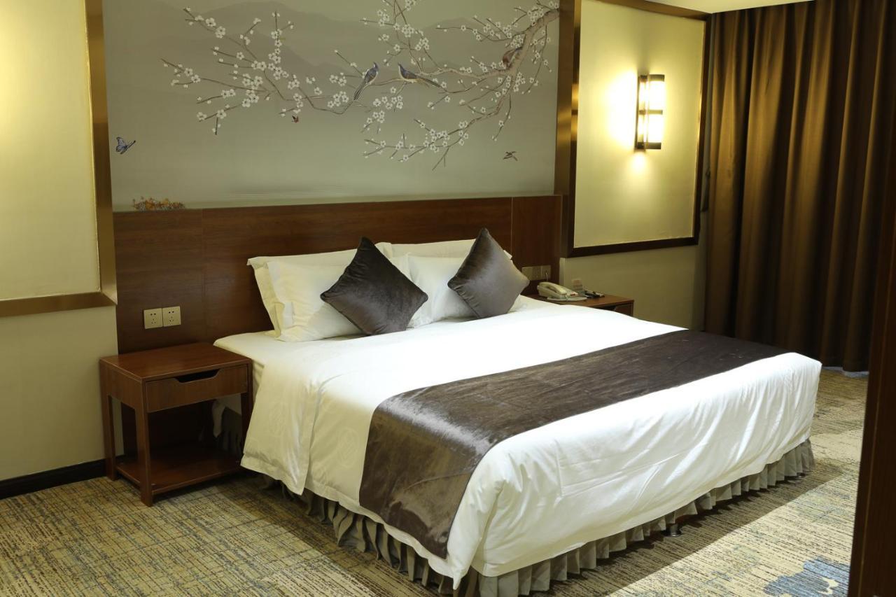 Zhi Hui Tang Feng Ze Hotel Chengdu Exteriör bild