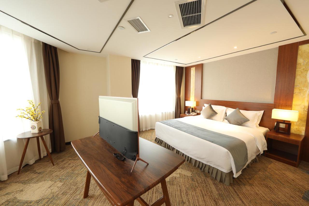 Zhi Hui Tang Feng Ze Hotel Chengdu Exteriör bild