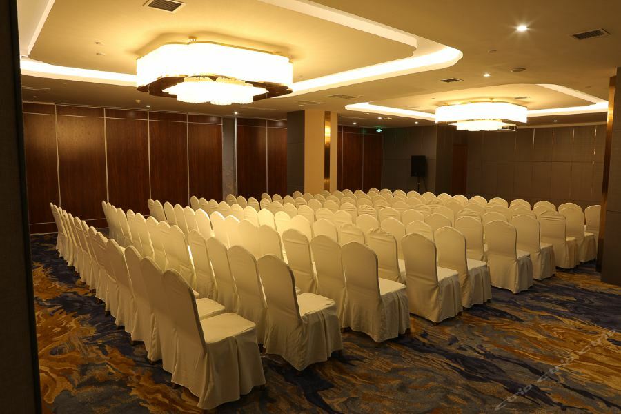 Zhi Hui Tang Feng Ze Hotel Chengdu Exteriör bild