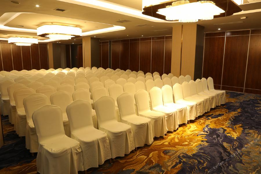 Zhi Hui Tang Feng Ze Hotel Chengdu Exteriör bild